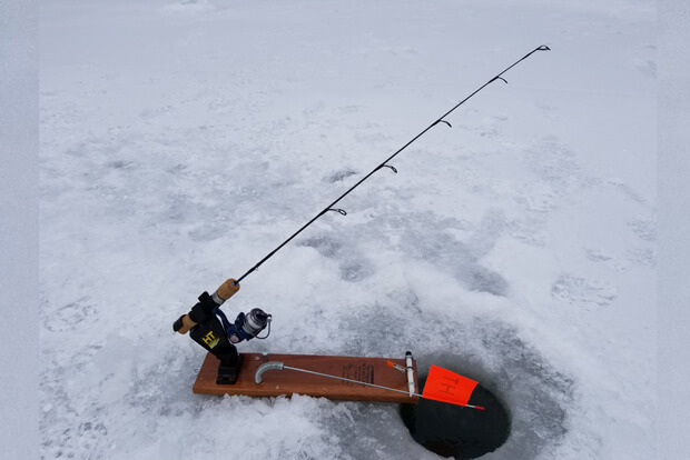 HT Ice Fishing Rigger tip up